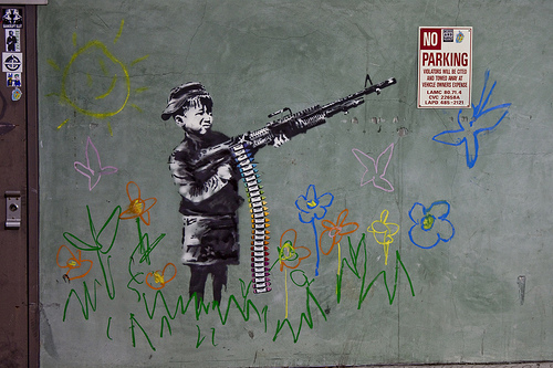 Maglietta Banksy Kids ON Gun Hill – Street Art Graffiti Uomo Donna S-5XL